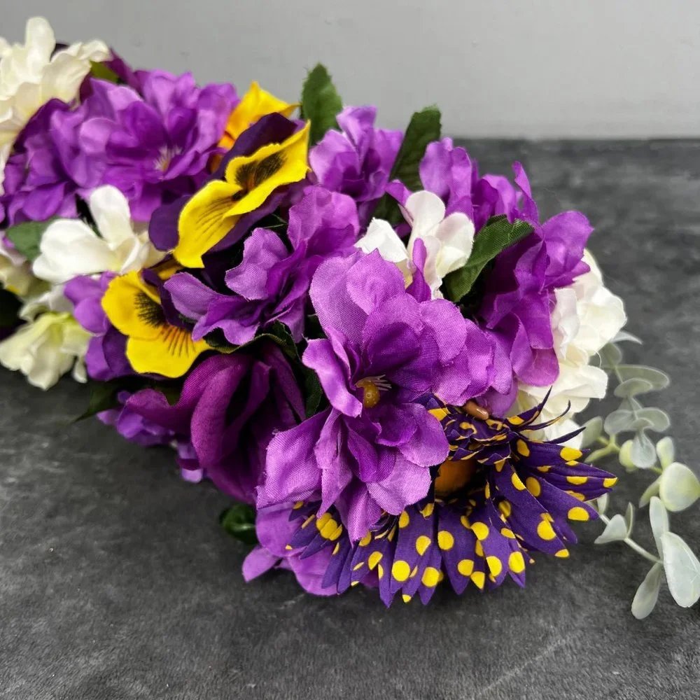Unbranded floral swag